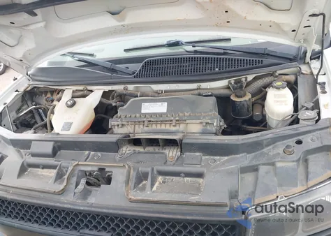 2019 Chevrolet Express G2500 из США, поврежденный, VIN 1GCWGAFP3K1280381